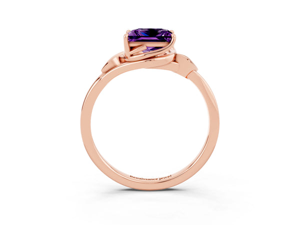 Rose gold Princess Cut Amethyst Solitaire Ring with Twist Band and Four-Prong Setting