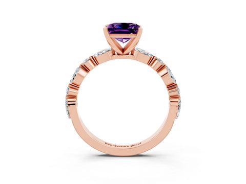 Rose gold Princess Cut Amethyst Solitaire with Side Stones on a Pavé Band and Four-Prong Setting_3