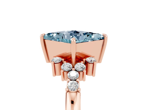 Rose gold Princess Cut Aquamarine Ring with Side Stones and Four-Prong Setting_41