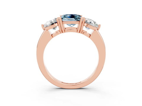 Rose gold Princess Cut Aquamarine Three-Stone Ring with Prong Setting and Classic Band_3