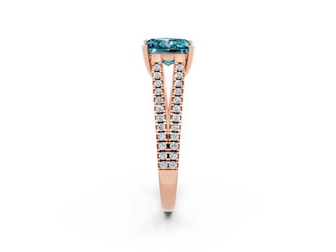 Rose gold Princess Cut Blue Topaz Solitaire Engagement Ring with Split Shank Pavé Band_2