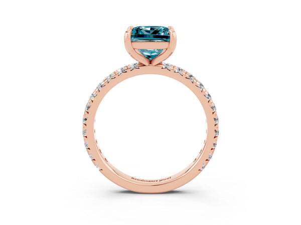 Rose gold Princess Cut Cut Diamond Pavé Band with Four-Prong Setting