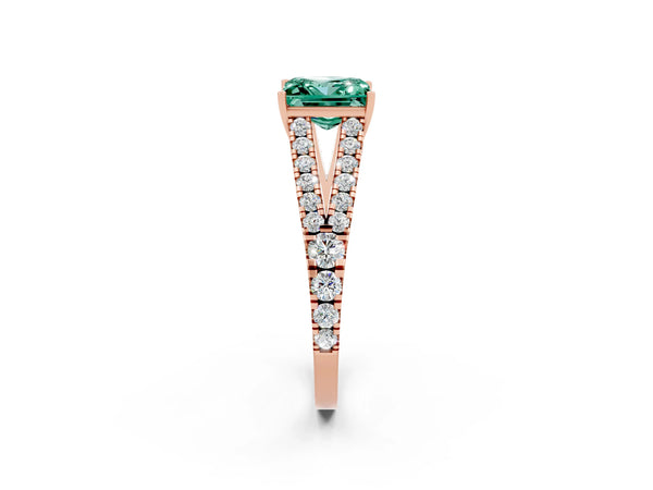 Rose gold Princess Cut Green Sapphire Split Shank Engagement Ring with Round Pavé and Prong Setting