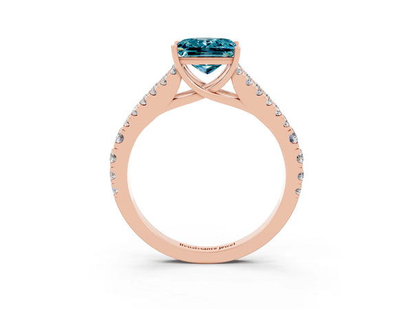 Rose gold Princess Cut Cut Split Shank Pave Diamond Engagement Ring with Four-Prong Setting