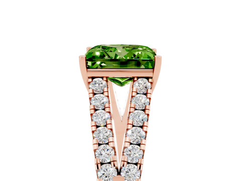 Rose gold Princess Cut Cut Split Shank Pave Diamond Engagement Ring with Four-Prong Setting_5