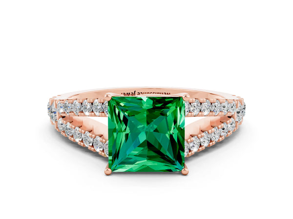 Rose gold Princess Cut Emerald Split Shank Engagement Ring with Round Pavé and Prong Setting