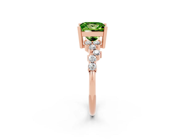 Rose gold Princess Cut Diamond Cluster Pavé Band with Four-Prong Setting