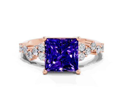 Rose gold Princess Cut Diamond Cluster Pavé Band with Four-Prong Setting