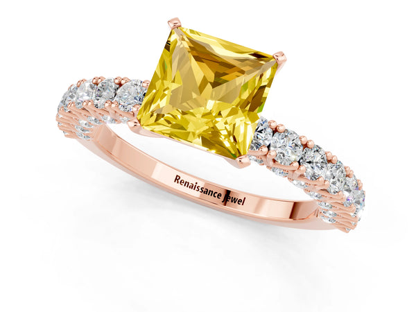 Rose gold Princess Cut Diamond Pavé Band Solitaire Ring with Prong Setting