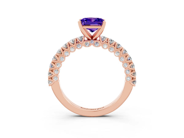 Rose gold Princess Cut Diamond Pavé Band Solitaire Ring with Prong Setting
