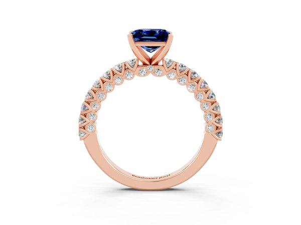 Rose gold Princess Cut Diamond Pavé Band Solitaire Ring with Prong Setting
