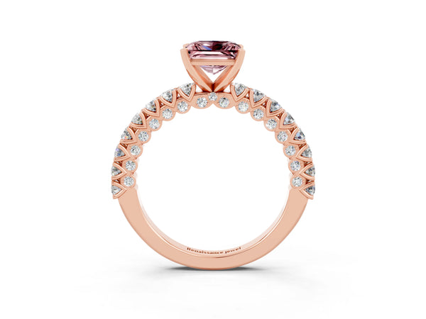 Rose gold Princess Cut Diamond Pavé Band Solitaire Ring with Prong Setting