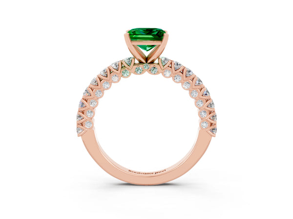Rose gold Princess Cut Diamond Pavé Band Solitaire Ring with Prong Setting