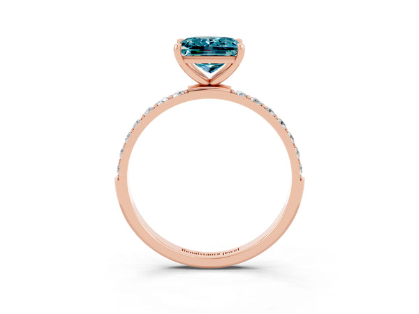 Rose gold Princess Cut Diamond Pavé Band with Six-Prong Setting