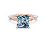 Rose gold Princess Cut Diamond Pavé Band with Six-Prong Setting