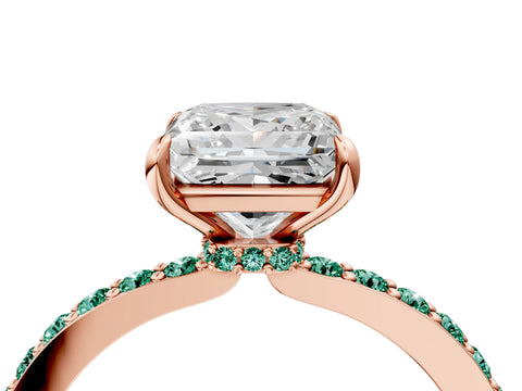 Rose gold Princess Cut Diamond Pavé Engagement Ring with Round with Green Sapphire side stone Accents and Prong Setting_4