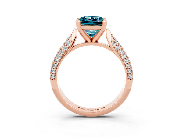 Rose gold Princess Cut Diamond Solitaire Engagement Ring with Pavé Band and Four-Prong Setting