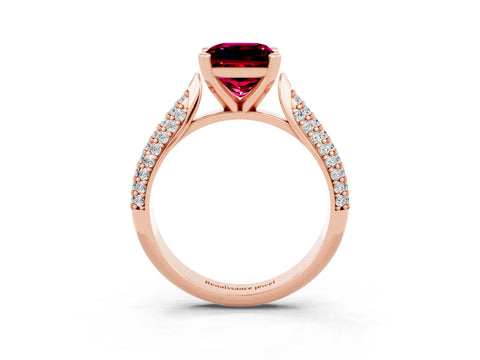 Rose gold Princess Cut Diamond Solitaire Engagement Ring with Pavé Band and Four-Prong Setting_3