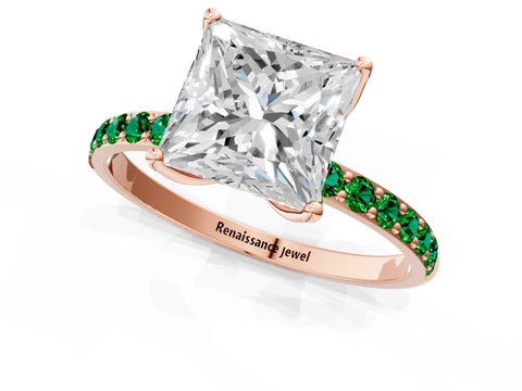 Rose gold Princess Cut Diamond Solitaire Engagement Ring with Round with Emerald side stone Pavé Band and Prong Setting_1