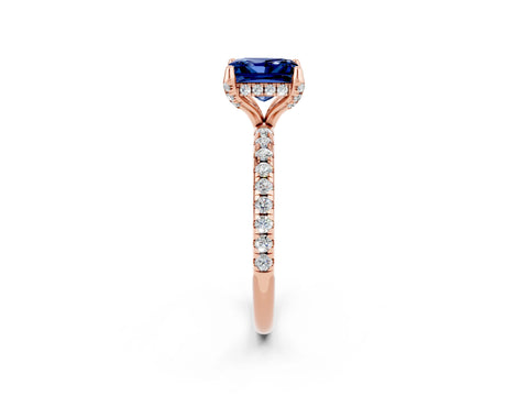 Rose gold Princess Cut Diamond Solitaire Ring with Four-Prong Setting and Pavé Band_2