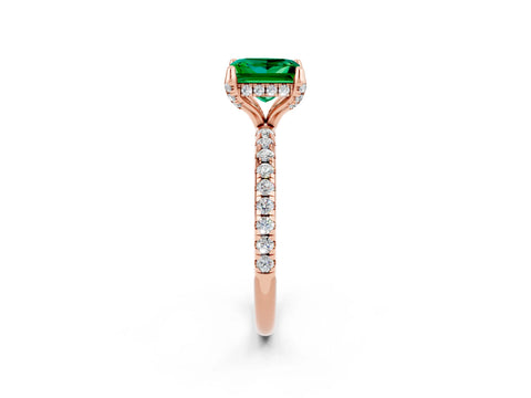 Rose gold Princess Cut Diamond Solitaire Ring with Four-Prong Setting and Pavé Band_2