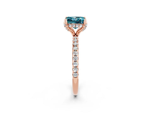 Rose gold Princess Cut Diamond Solitaire Ring with Four-Prong Setting and Pavé Band_2