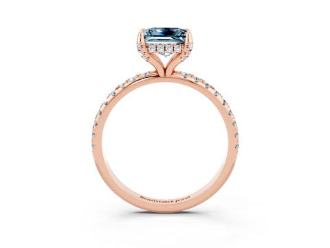Rose gold Princess Cut Diamond Solitaire Ring with Four-Prong Setting and Pavé Band_3