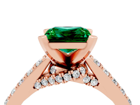 Rose gold Princess Cut Diamond Solitaire Ring with Pavé Band and Prong Setting_16