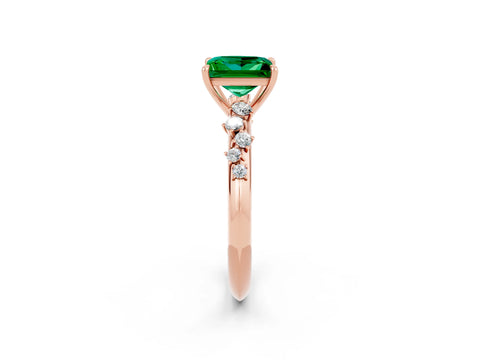 Rose gold Princess Cut Emerald Cluster Side Stone Solitaire Ring with Prong Setting_26