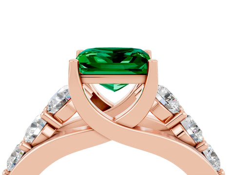 Rose gold Princess Cut Emerald Engagement Ring with Pavé Band and Four-Prong Setting_4