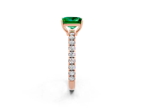 Rose gold Princess Cut Emerald Pavé Solitaire Engagement Ring with Four-Prong Setting_14