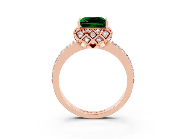 Rose gold Princess Cut Emerald Scalloped Halo Engagement Ring with Round Shared Prong Band
