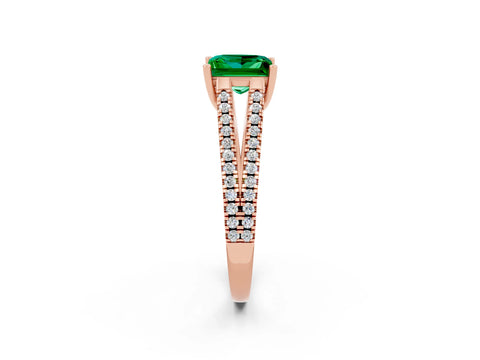Rose gold Princess Cut Emerald Solitaire Engagement Ring with Split Shank Pavé Band_2