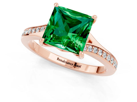 Rose gold Princess Cut Emerald Solitaire Ring with Pavé Band and Prong Setting_13