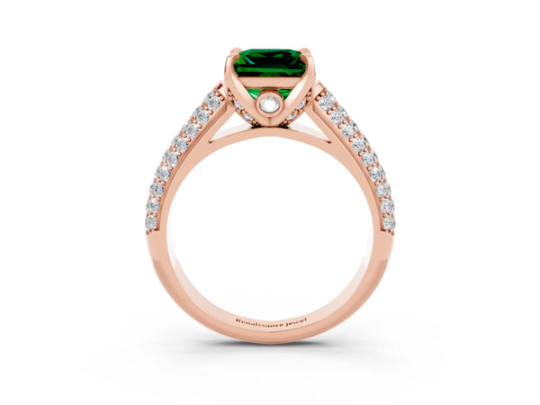 Rose gold Princess Cut Emerald Solitaire Ring with Three-Row Pavé Band and Four-Prong Setting