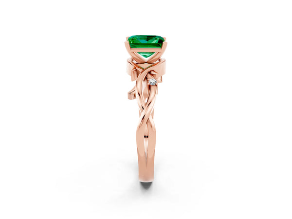 Rose gold Princess Cut Emerald Solitaire Ring with Twisted Band and Prong Setting
