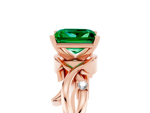 Rose gold Princess Cut Emerald Solitaire Ring with Twisted Band and Prong Setting_5