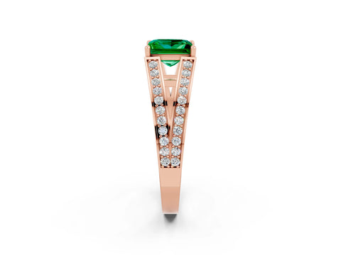Rose gold Princess Cut Emerald Split Shank Ring with Pavé Band and Four-Prong Setting_2