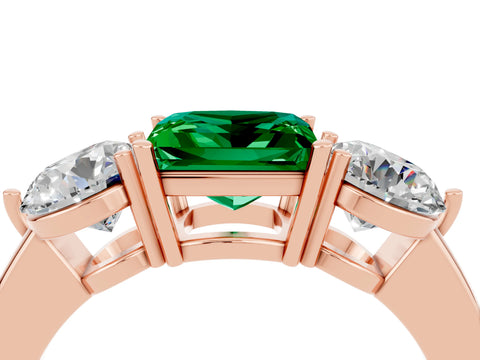 Rose gold Princess Cut Emerald Three-Stone Ring with Prong Setting and Classic Band_4