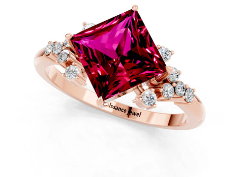 Rose gold Princess Cut Garnet Ring with Side Stones and Four-Prong Setting_37