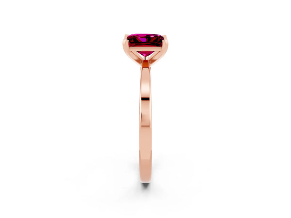 Rose gold Princess Cut Garnet Solitaire Engagement Ring with Classic Band and Four-Prong Setting