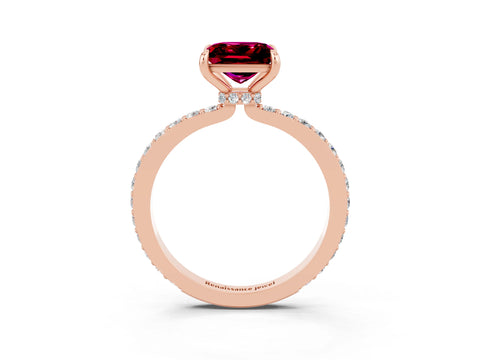 Rose gold Princess Cut Garnet Solitaire Engagement Ring with Pavé Band and Four-Prong Setting_3