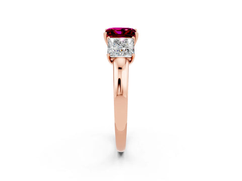 Rose gold Princess Cut Garnet Three-Stone Ring with Four-Prong Setting and Classic Band_2