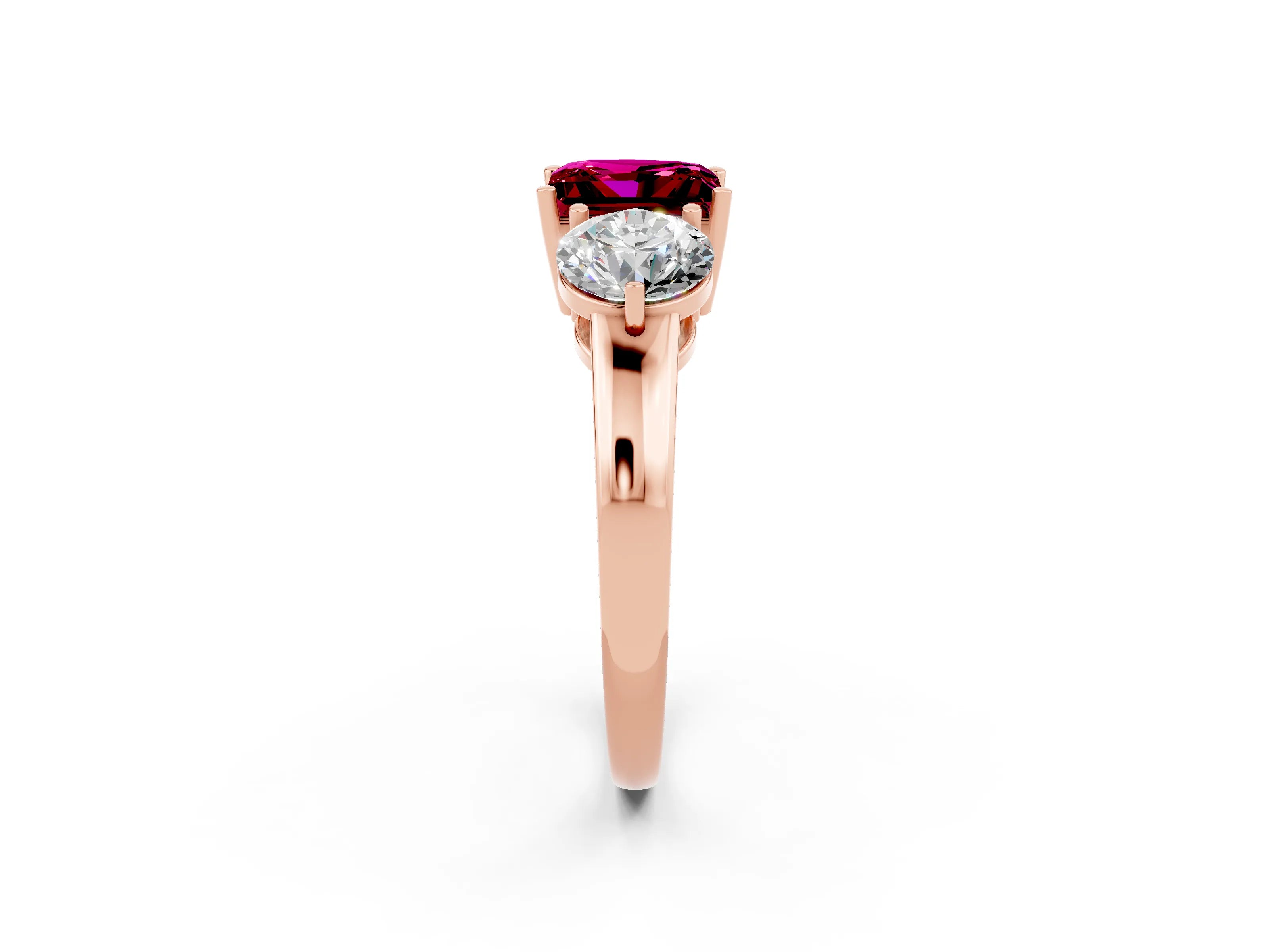 Rose gold Princess Cut Garnet Three-Stone Ring with Prong Setting and Classic Band_2