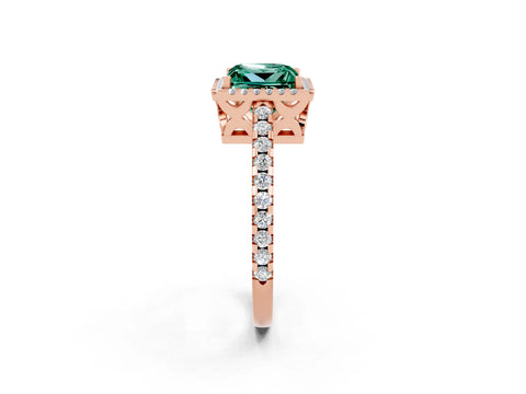 Rose gold Princess Cut Green Sapphire Halo Engagement Ring with Pavé Band and Prong Setting_14