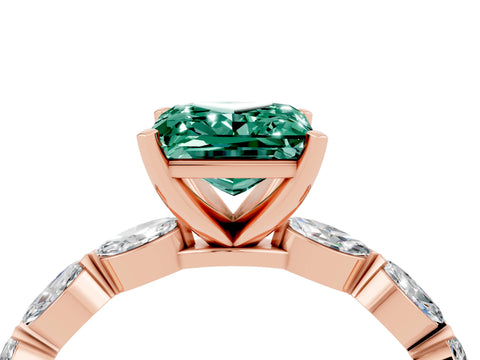 Rose gold Princess Cut Green Sapphire Ring with Marquise Side Stones and Prong Setting_4