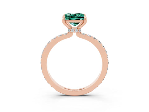 Rose gold Princess Cut Green Sapphire Ring with Pavé Band and Four-Prong Setting_3