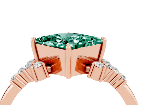 Rose gold Princess Cut Green Sapphire Ring with Side Stones and Four-Prong Setting_40