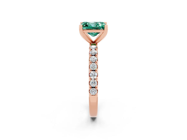 Rose gold Princess Cut Green Sapphire Solitaire Pavé Band with Four-Prong Setting