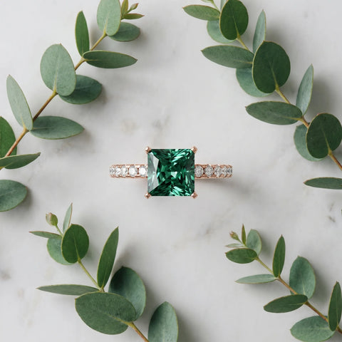 Rose gold Princess Cut Green Sapphire Solitaire Ring with Round  Pavé Band and Four-Prong Setting_45